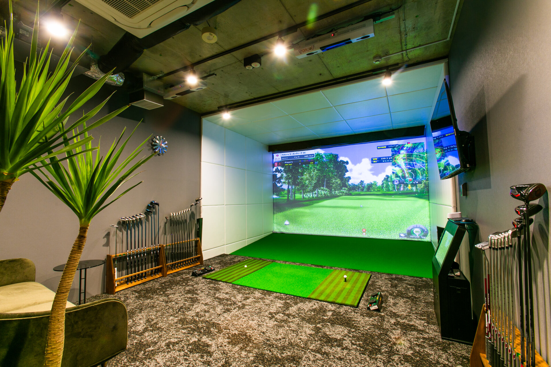 Lounge Range 中目黒がオープンしました LoungeRange（ラウンジレンジ）｜24時間営業の会員制インドアゴルフ場
